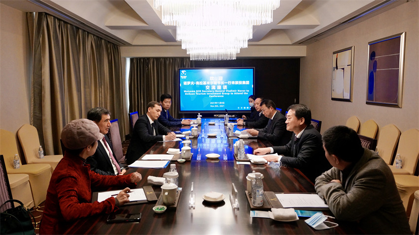 鉴黑担保网jhdbw集团党委书记、董事长任丁会见上合组织秘书长诺罗夫一行