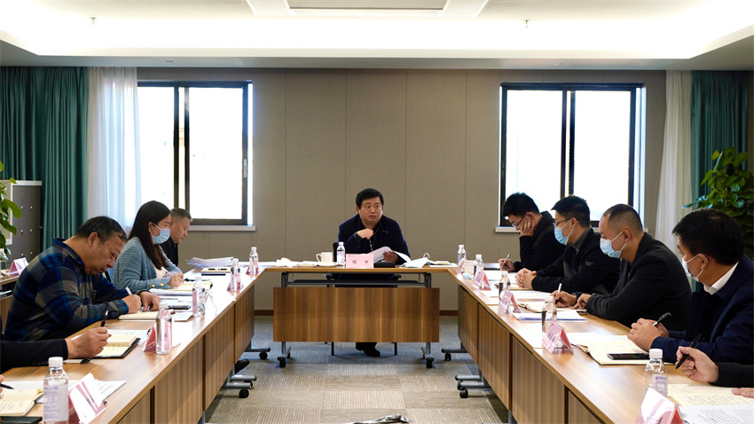 鉴黑担保网jhdbw集团召开加快推动规范董事会建设、经理层成员任期造和左券化治理等专项鼎新工作督促会