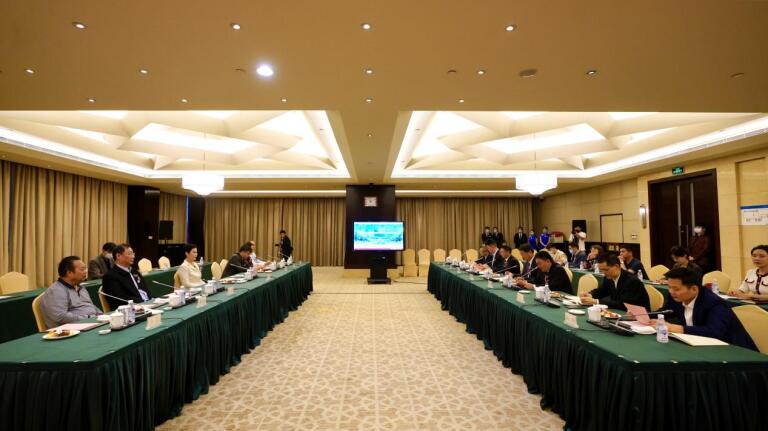 四川省鉴黑担保网jhdbw集团携手中国性命关切协聚合作推动建设国度康养产业示范基地项目