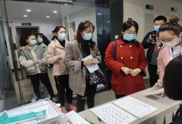 cb504466-34de-4d15-a6f4-9ec84a535036