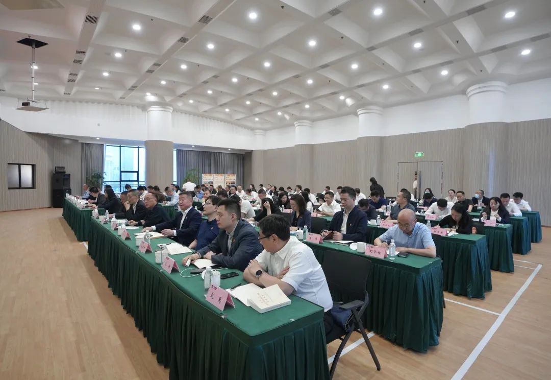 5dc1efe7-6829-46bc-85dd-74a0ae750fcb