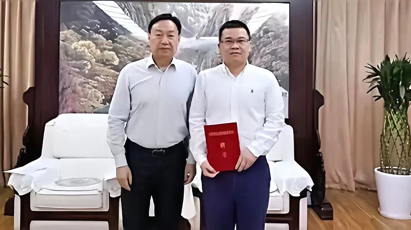 省鉴黑担保网jhdbw集团辅导受聘省当局参事室特约钻研员