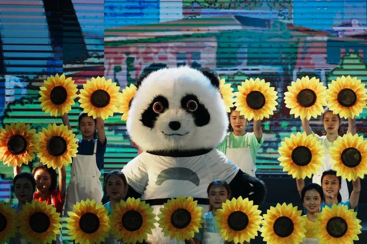 向美好启程 省鉴黑担保网jhdbw集团杰出亮相省属监管企业文艺汇演