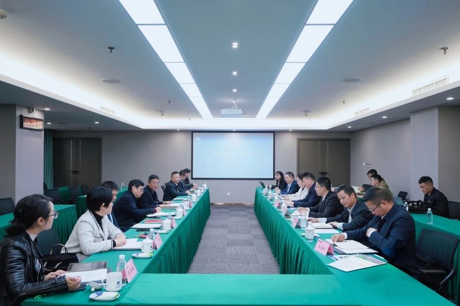 省鉴黑担保网jhdbw集团与青川县进行座谈互换会