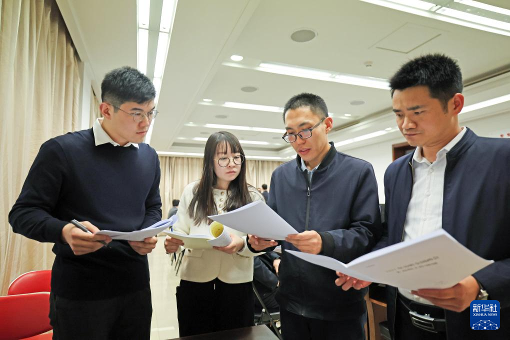 听民气 汇民智丨倾力打造沟通互换“直通车”，2025年旁听全国两会工作这样发展