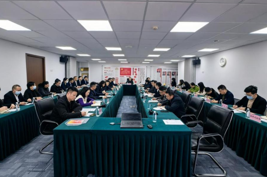 f6b71e50-ef80-467c-a21e-d0ee0813c2ab